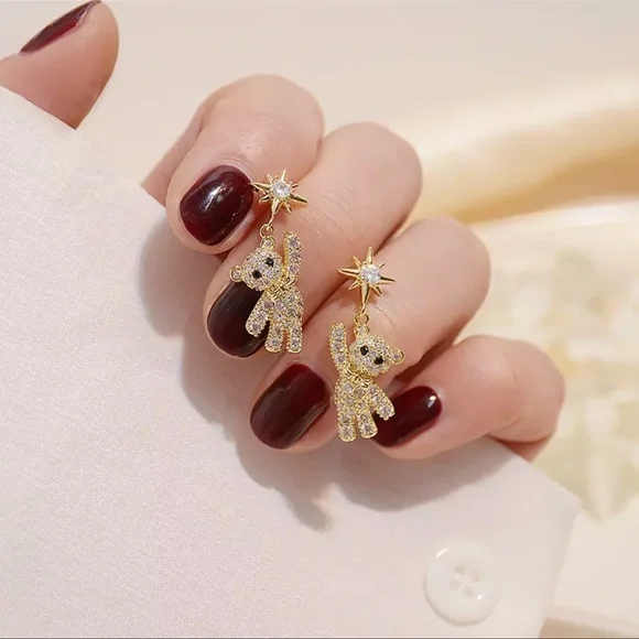 Bear Earrings - Picture 3 of 3